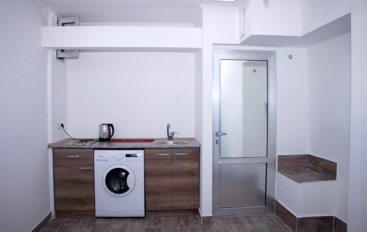 Apartment On Saryan 24 Yerevan Exterior photo